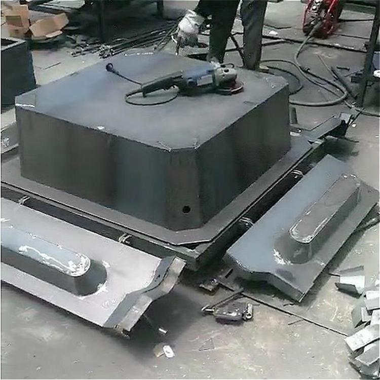 1635722001556419.jpg 生態框護坡模具.jpg
