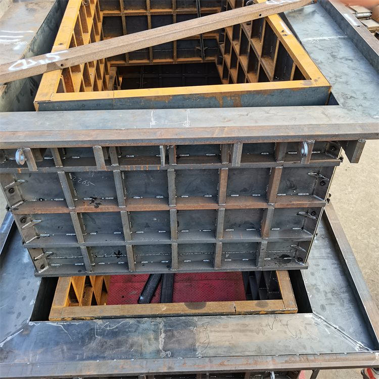 1696383017553290.jpg 箱變基礎(chǔ)模具5.jpg